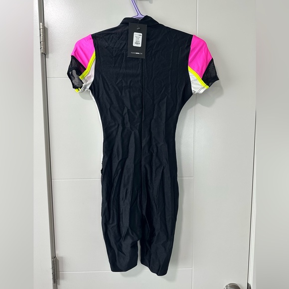 Fashion Nova Black+ Pink Active Zip Up Romper US M - Picture 4 of 5